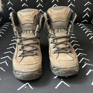 Lowa Renegade Waterproof Hiking Boots